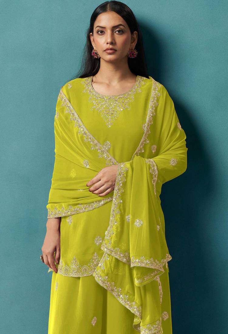 Green georgette embroidered zari work ethnic kurta set with matching dupatta