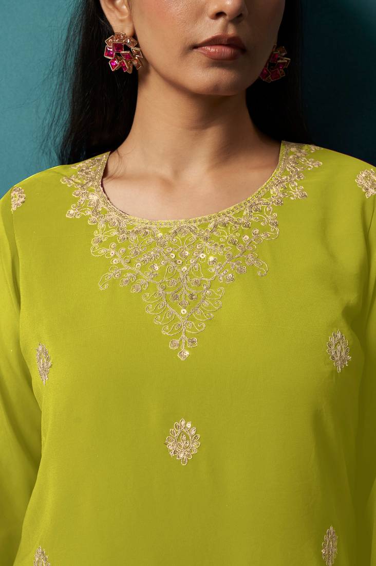 Green georgette embroidered zari work ethnic kurta set with matching dupatta
