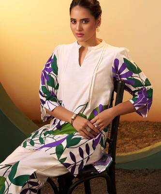 Off white pure cotton floral printed co-ord set for women 4