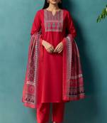 Red cotton blend geometric printed ethnic kurta set with matching dupatta