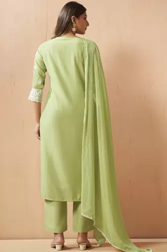 Green cotton blend embroidered thread work ethnic kurta set with matching dupatta