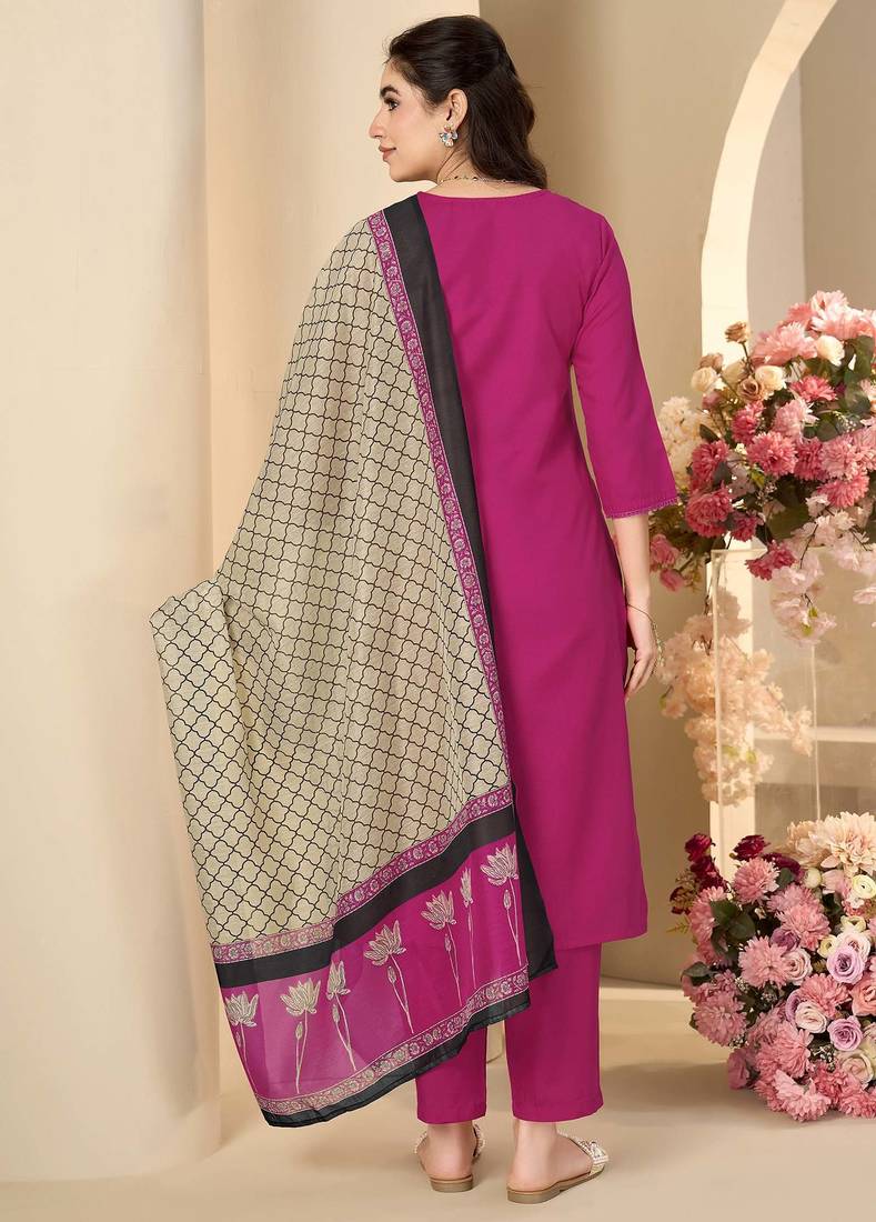 Black cotton blend plain na ethnic kurta set with matching dupatta