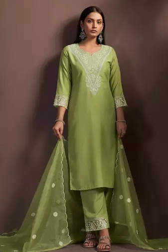 Green cotton blend embroidered thread work ethnic kurta set with matching dupatta