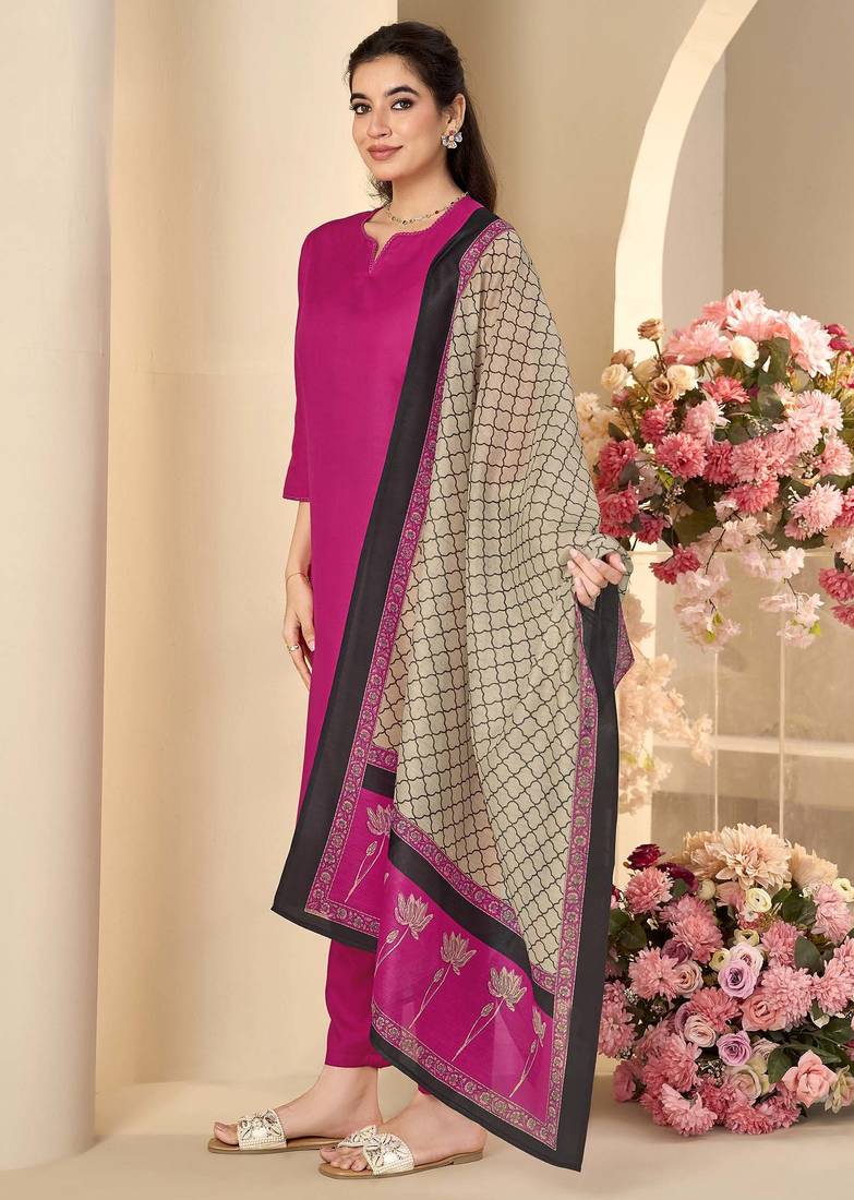 Black cotton blend plain na ethnic kurta set with matching dupatta