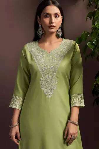 Green cotton blend embroidered thread work ethnic kurta set with matching dupatta