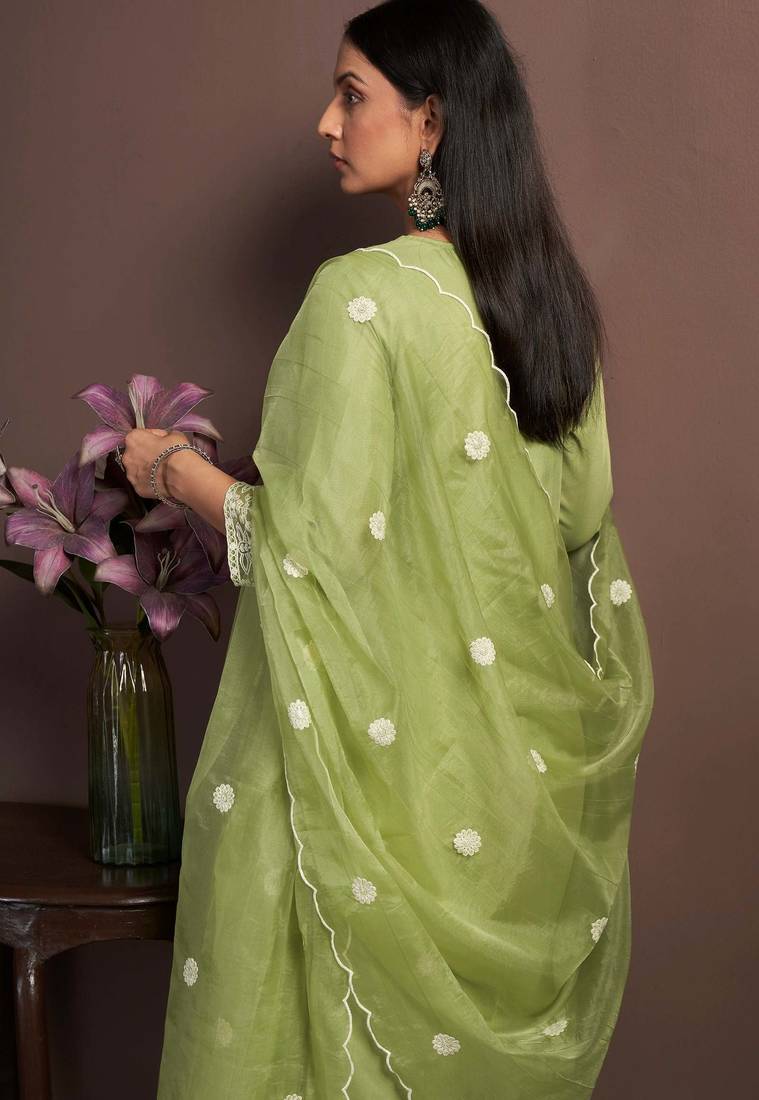 Green cotton blend embroidered thread work ethnic kurta set with matching dupatta