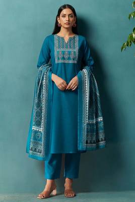 Blue cotton blend geometric printed ethnic kurta set with matching dupatta 1