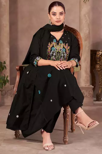 Black pure cotton embroidered thread work ethnic kurta set with matching dupatta