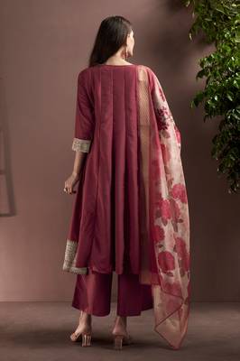 Wine chinon embroidered zari work ethnic kurta set with matching dupatta 3