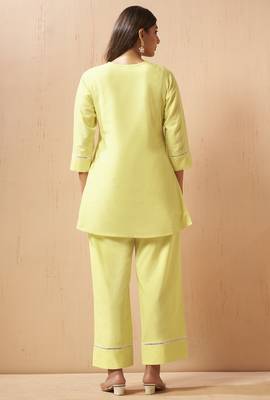 Yellow embroidered handwork cotton blend co-ord set 3