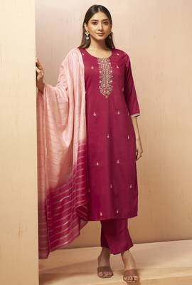 Red chinon embroidered hand embroidery ethnic kurta set with matching dupatta 1
