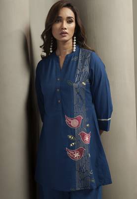 Women's pure cotton bird embroidered straight kurta with solid pure cotton pants co-ord set 3