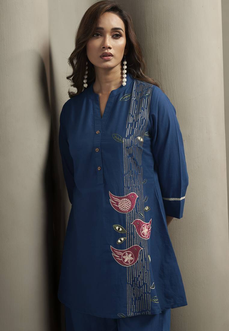 Women's pure cotton bird embroidered straight kurta with solid pure cotton pants co-ord set