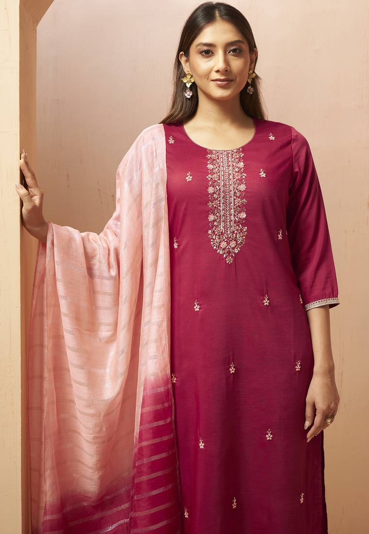 Red chinon embroidered hand embroidery ethnic kurta set with matching dupatta