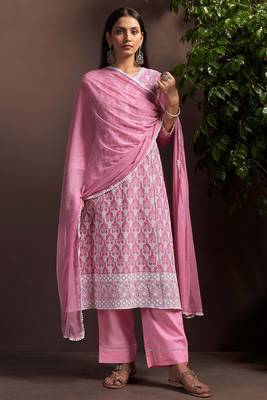 Pink pure cotton embroidered thread work ethnic kurta set with matching dupatta 3