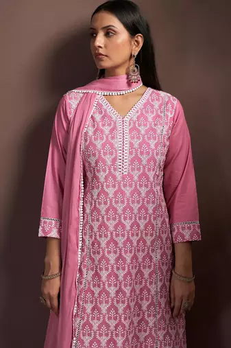 Pink pure cotton embroidered thread work ethnic kurta set with matching dupatta