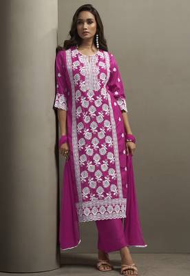 Green chinon embroidered thread work ethnic kurta set with matching dupatta 1