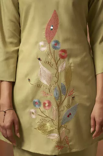 Green embroidered mirror work co-ord set