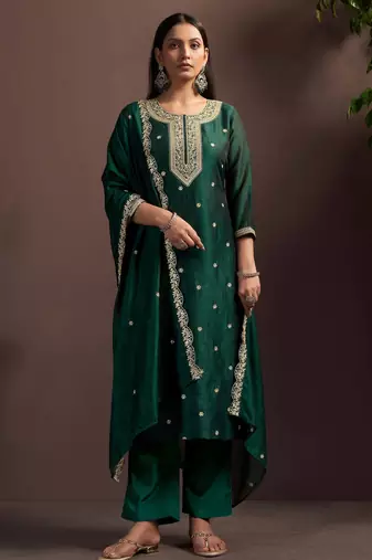 Green silk blend embroidered zari work ethnic kurta set with matching dupatta