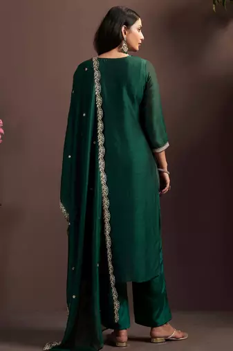Green silk blend embroidered zari work ethnic kurta set with matching dupatta