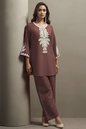 Women's coffee cotton blend floral embroidered co-ord set with straight top & solid pants