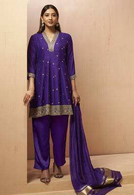Purple silk blend embroidered sequins work ethnic kurta set with matching dupatta 1