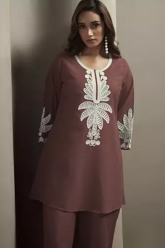 Women's coffee cotton blend floral embroidered co-ord set with straight top & solid pants