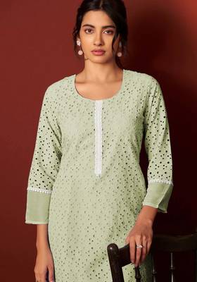 Green pure cotton embroidered chikankari ethnic kurta set with matching dupatta 2