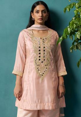 Light pink silk blend embroidered mirror work ethnic kurta set with matching dupatta 5