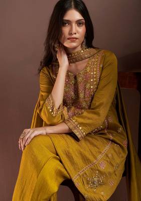 Mustard silk blend embroidered mirror work ethnic kurta set with matching dupatta 5