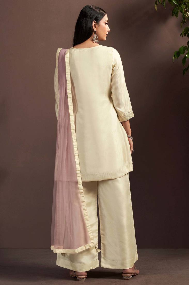 Cream silk blend embroidered mirror work ethnic kurta set with matching dupatta