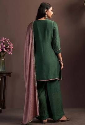 Green silk blend embroidered sequins work ethnic kurta set with matching dupatta 4