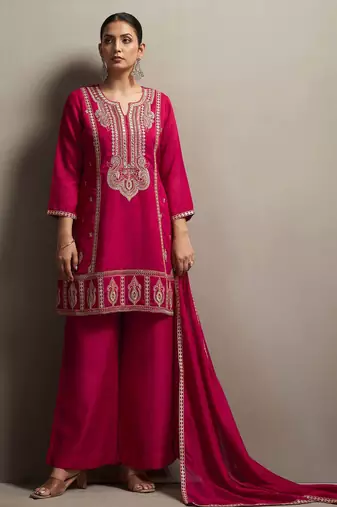 Red silk blend embroidered mirror work ethnic kurta set with matching dupatta