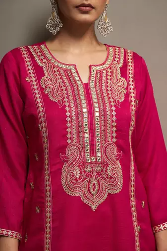 Red silk blend embroidered mirror work ethnic kurta set with matching dupatta