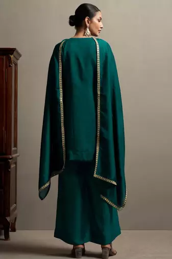 Green silk blend embroidered mirror work ethnic kurta set with matching dupatta