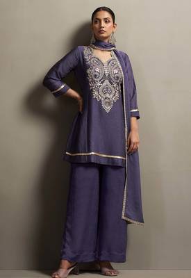Violet silk blend embroidered thread work ethnic kurta set with matching dupatta 1