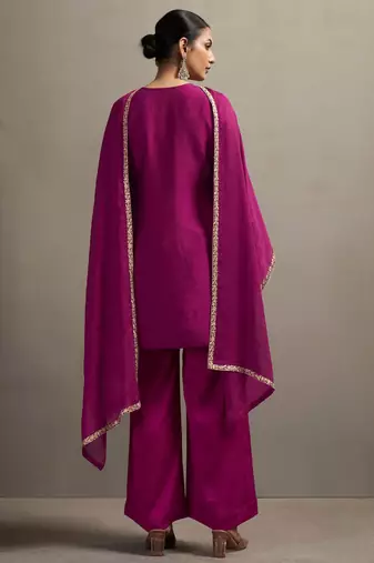 Red silk blend embroidered thread work ethnic kurta set with matching dupatta