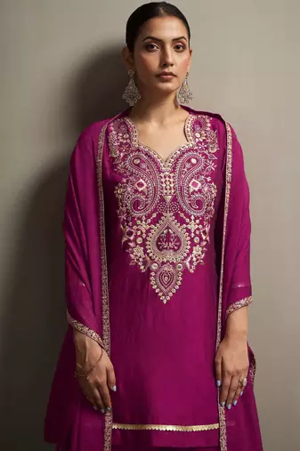 Red silk blend embroidered thread work ethnic kurta set with matching dupatta