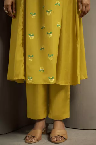 Mustard chinon floral printed ethnic kurta set with matching dupatta