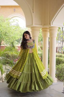 Green Cotton Readymade Navratri Lehenga Choli with Bandhej & Patchework 3