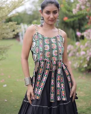 Black Cotton Readymade Navratri Lehenga Choli with Kutchi & Patchework 2
