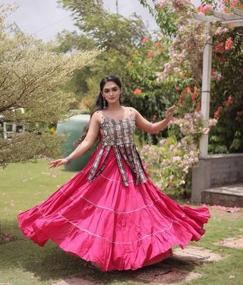 Pink Cotton Readymade Navratri Lehenga Choli with Kutchi & Patchework 2