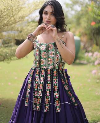 Violet Cotton Readymade Navratri Lehenga Choli with Kutchi & Patchework 2