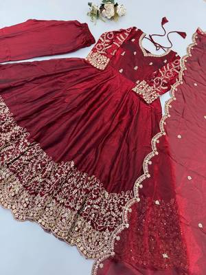 Maroon  embroidered anarkali suit set for women 4