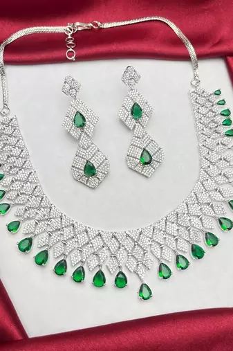 Emerald Green CZ Bridal Necklace Set, Silver Statement Jewelry, Cubic Zirconia Wedding Prom