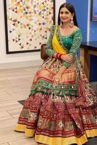 Green Mirror Navratri Lehenga Choli With Dupatta