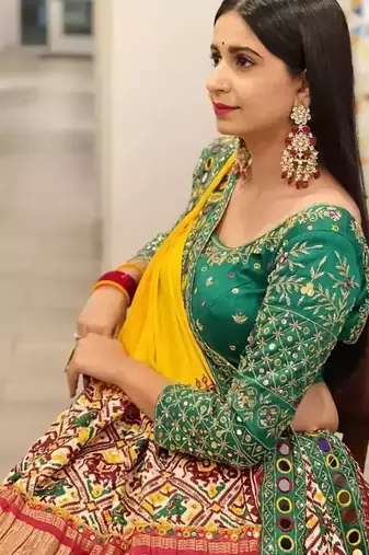 Green Mirror Navratri Lehenga Choli With Dupatta