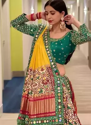 Green Mirror Navratri Lehenga Choli With Dupatta 4
