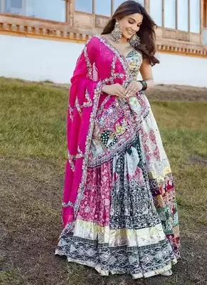 White Mirror Navratri Lehenga Choli With Dupatta 2