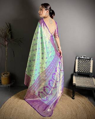 rama kanjeevaram silk blend zari woven saree with unstitched blouse piece. 4